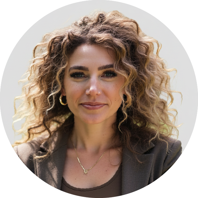 6 Drive-to-Deposit Strategies_Headshot Hayley Wolf - 6 Drive-to-Deposit Strategies_Headshot Hayley Wolf -